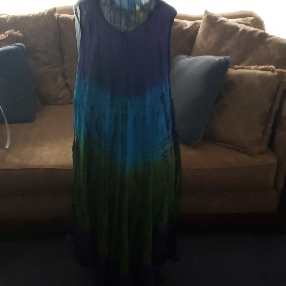 Free flowing maxi dress